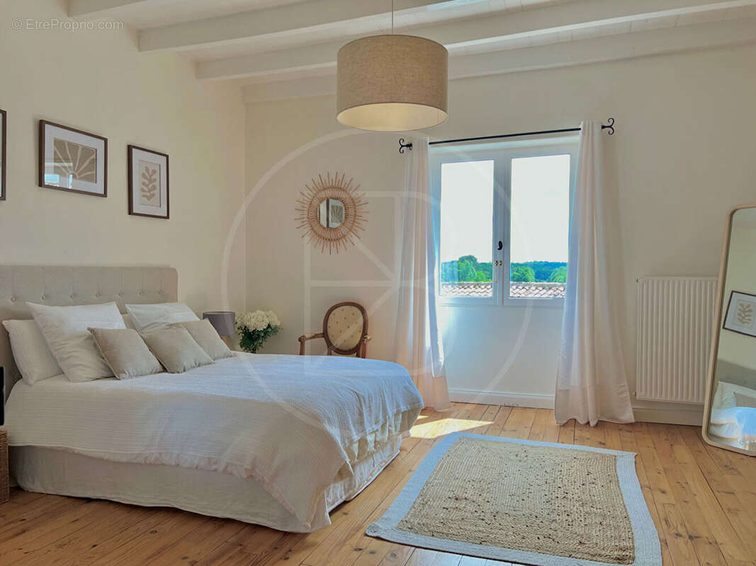 Maison à SAINT-MEARD-DE-GURCON