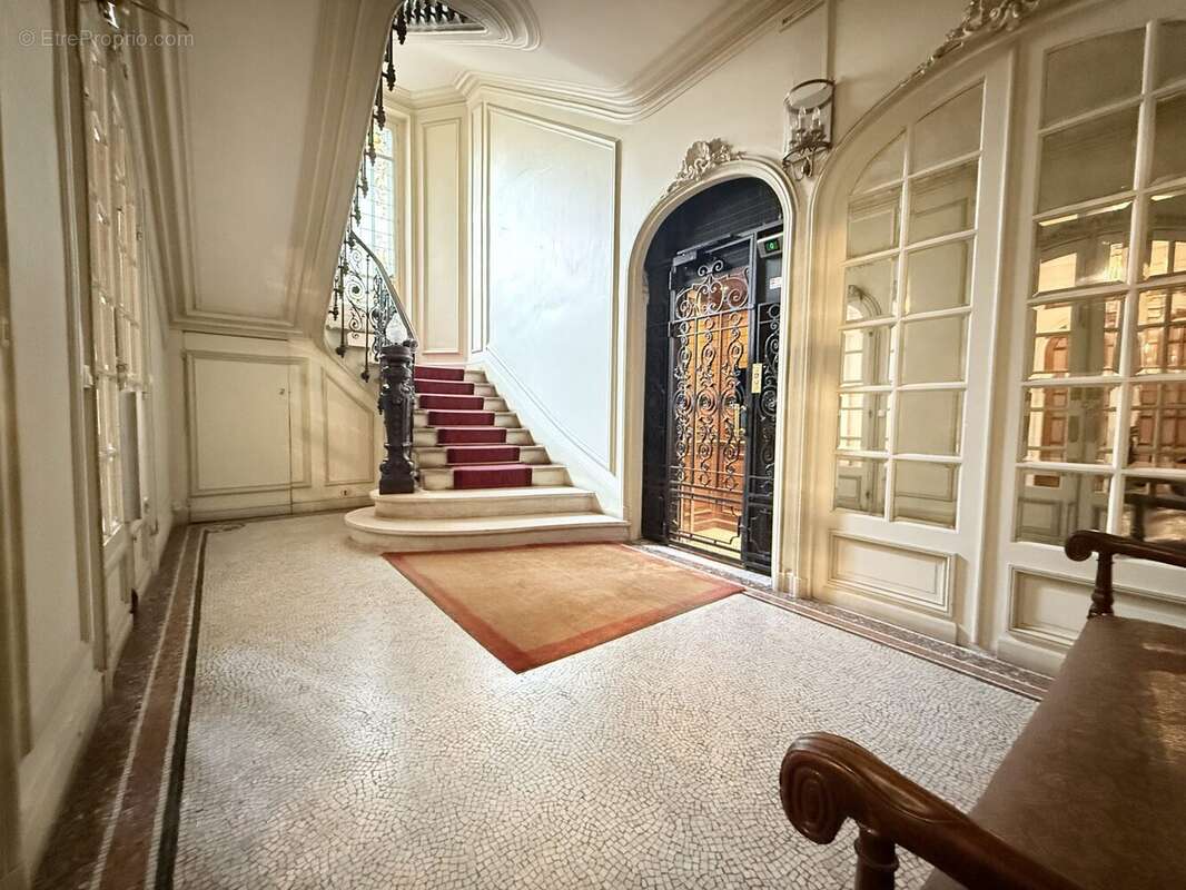 Appartement à PARIS-12E