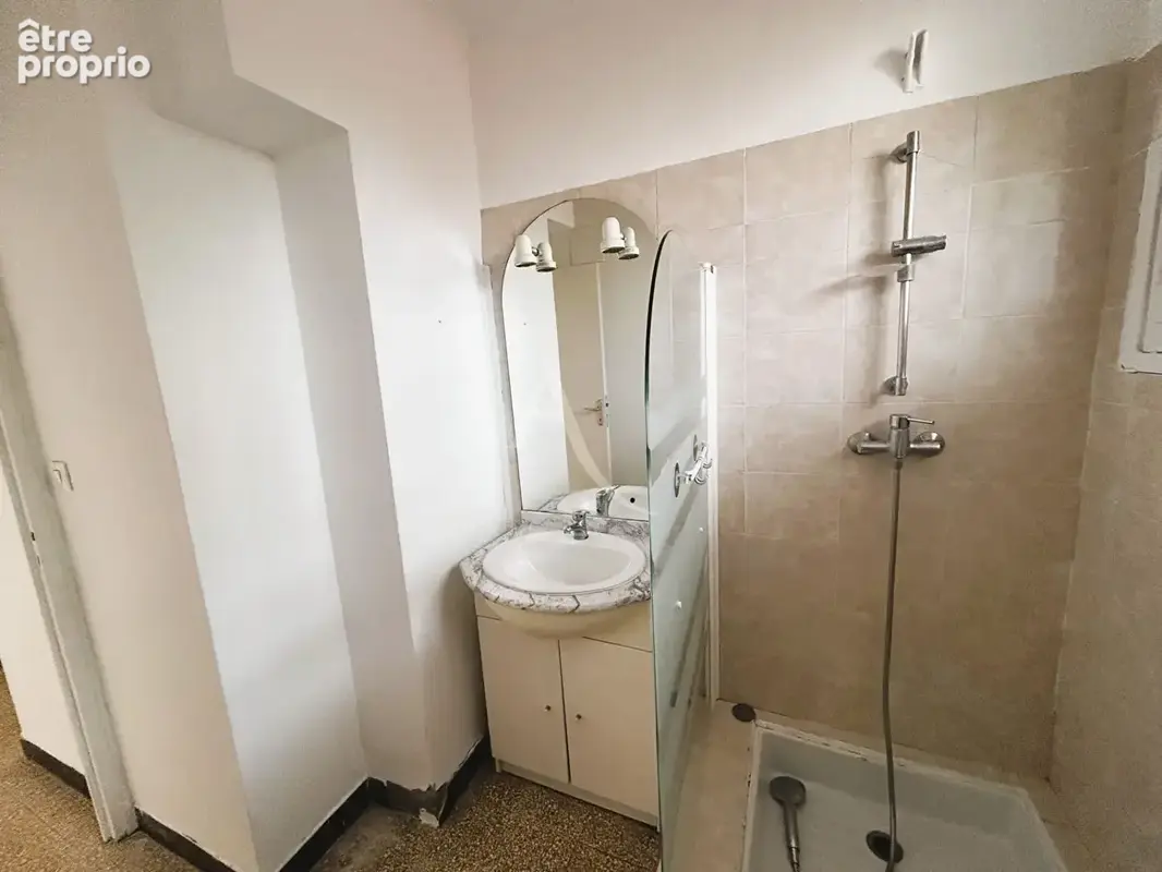 Appartement 3 pièces 51.57 m2 traversant parking et cave! - photo 7