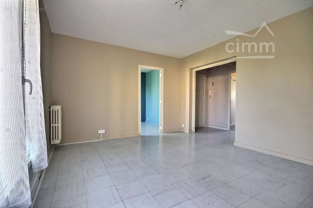 Appartement à LE TEIL