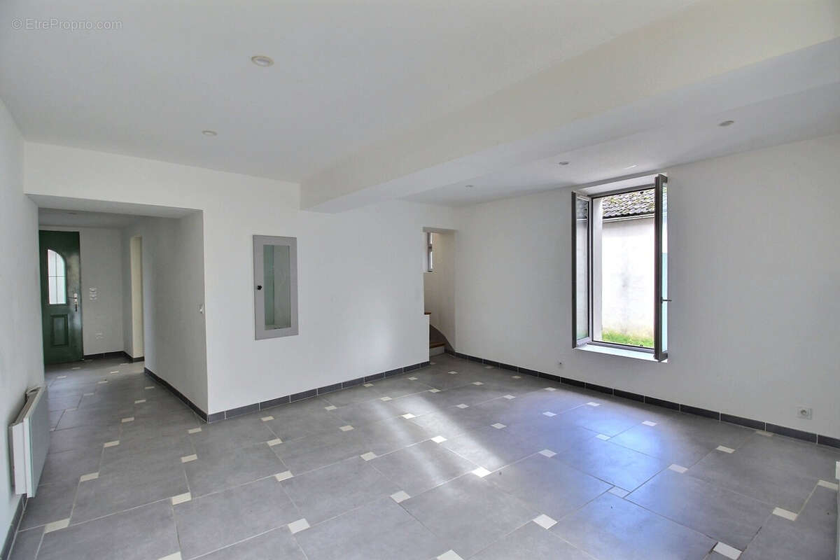 Maison à SAINT-FLORENTIN