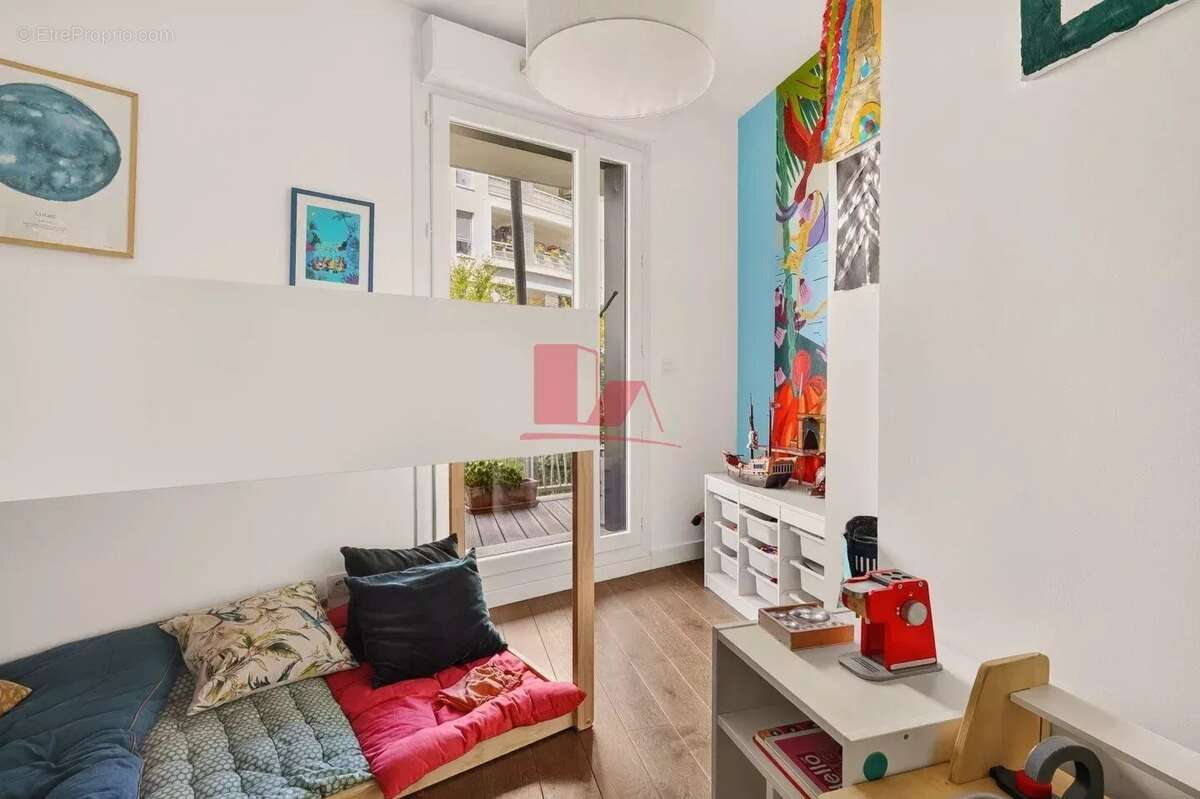 Appartement à ISSY-LES-MOULINEAUX