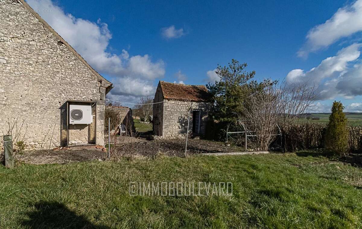 Maison à TAXAT-SENAT