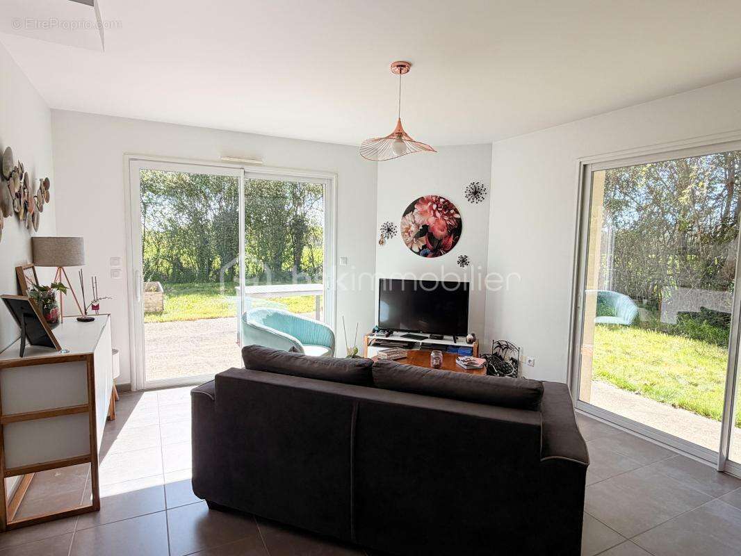 Maison à CHATEAUNEUF-SUR-SARTHE