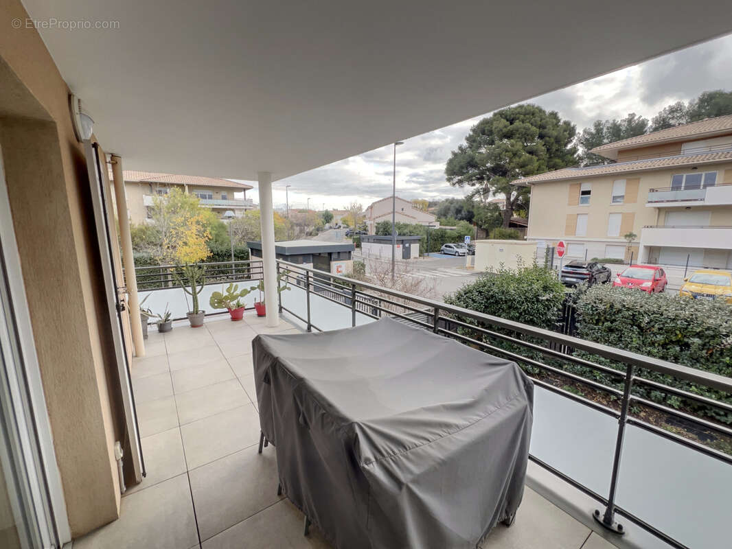 Appartement à SIX-FOURS-LES-PLAGES