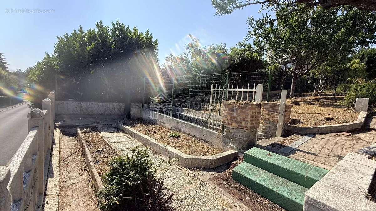 Terrain 282 m² VAUREAL - photo 3