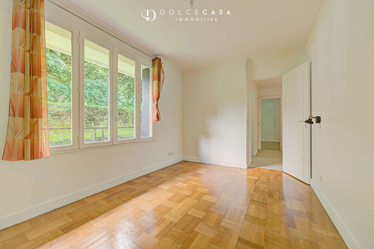 Appartement à LE PERREUX-SUR-MARNE