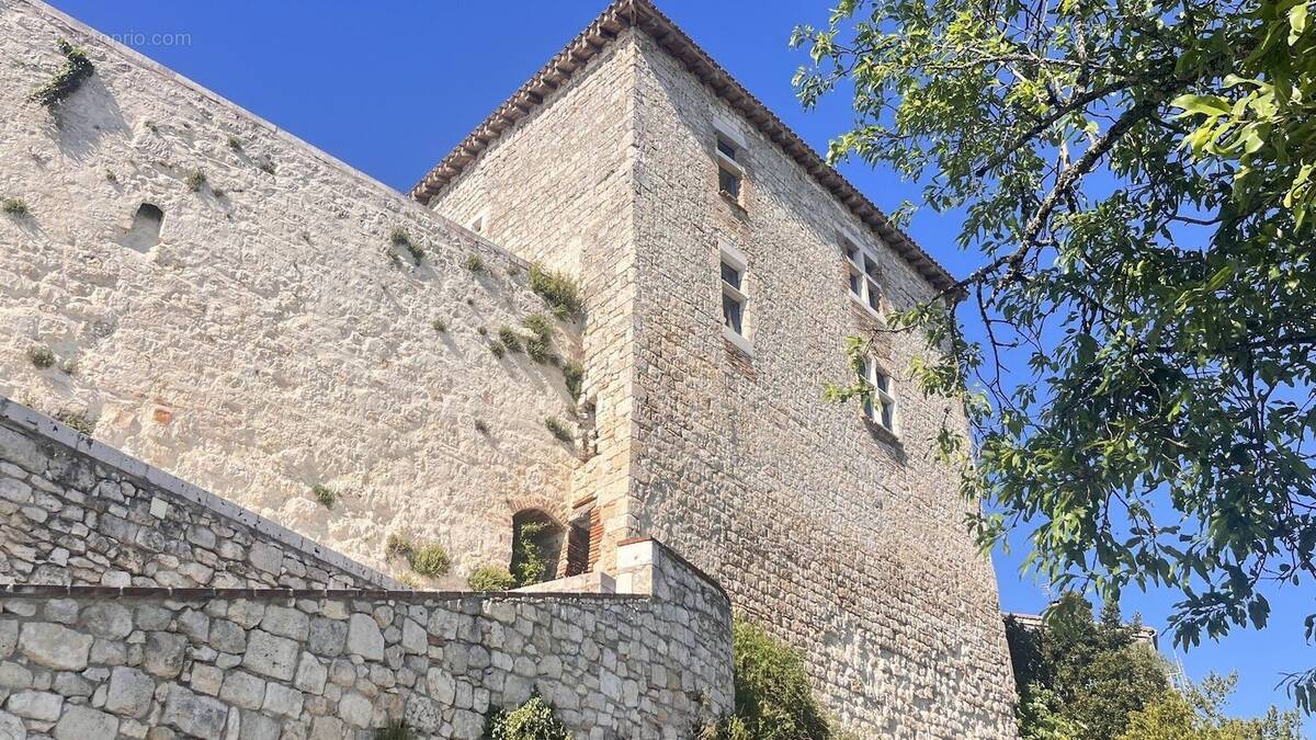 Maison à LAUZERTE
