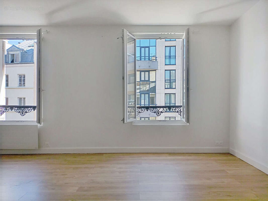 Appartement à PARIS-12E