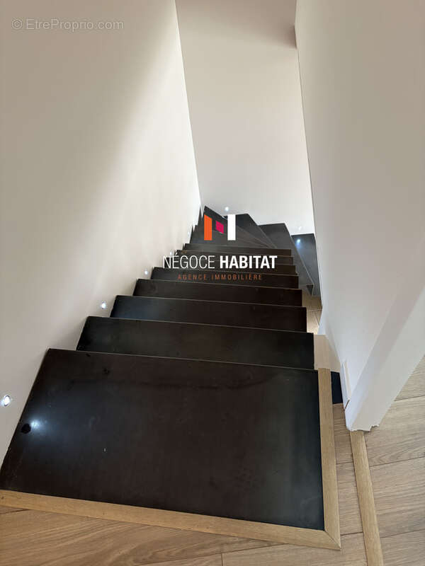 Maison à REDESSAN