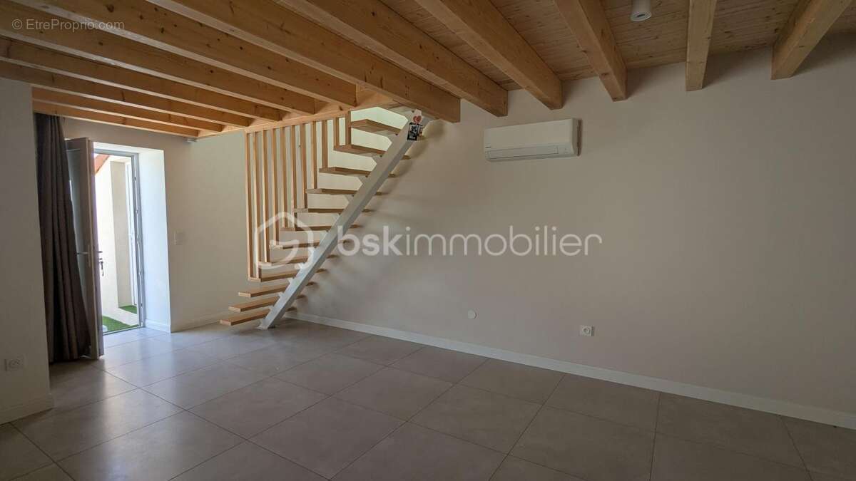Maison renonvee avec dependance - photo 18