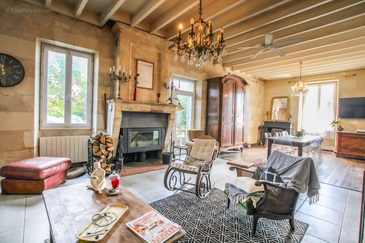 Maison à SAINT-ANDRE-DE-CUBZAC