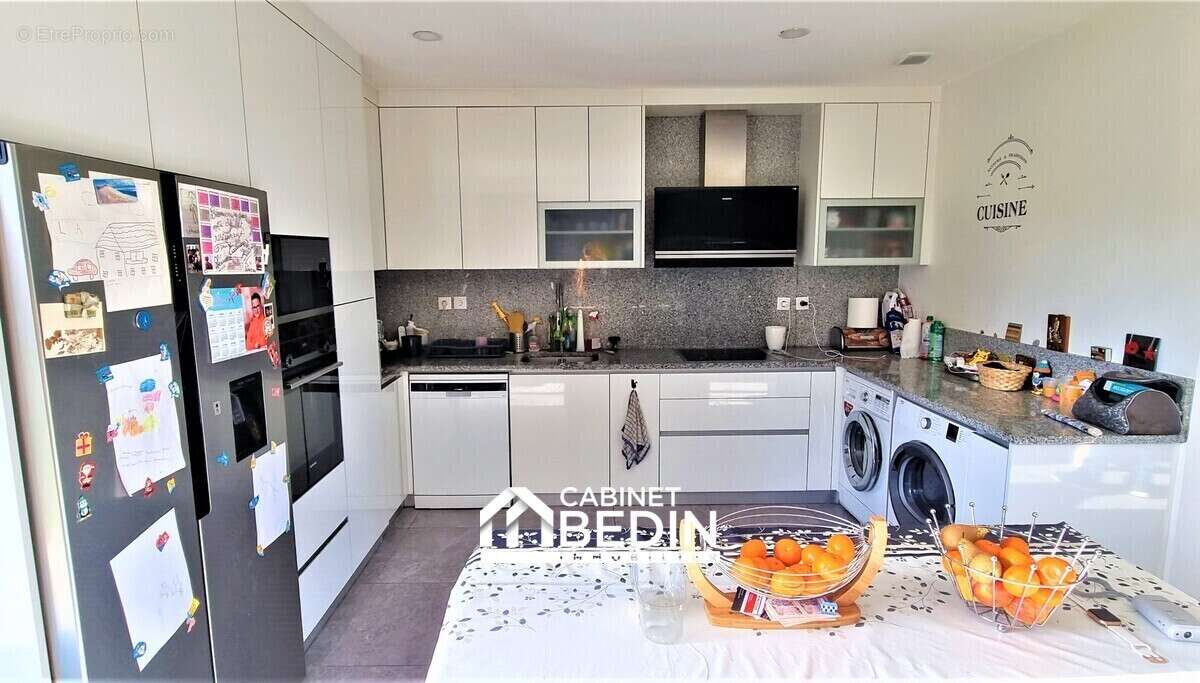 Maison 110 m² à Narrosse  - photo 3
