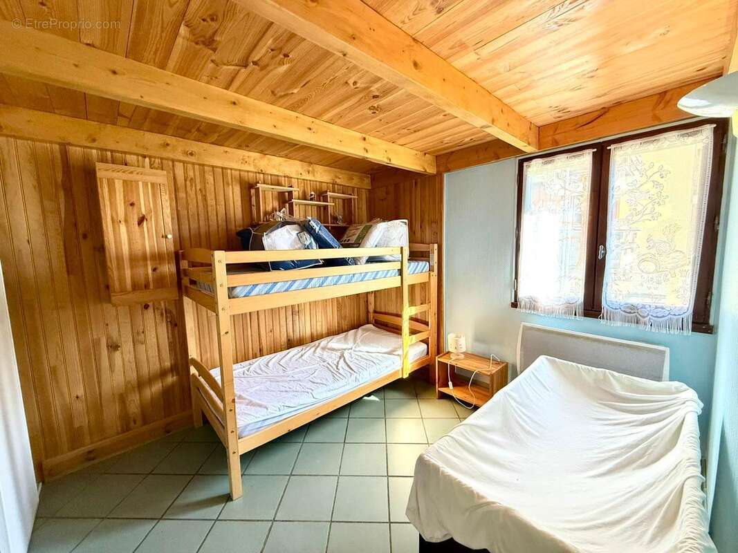 Appartement 104 m² à Prades  - photo 13