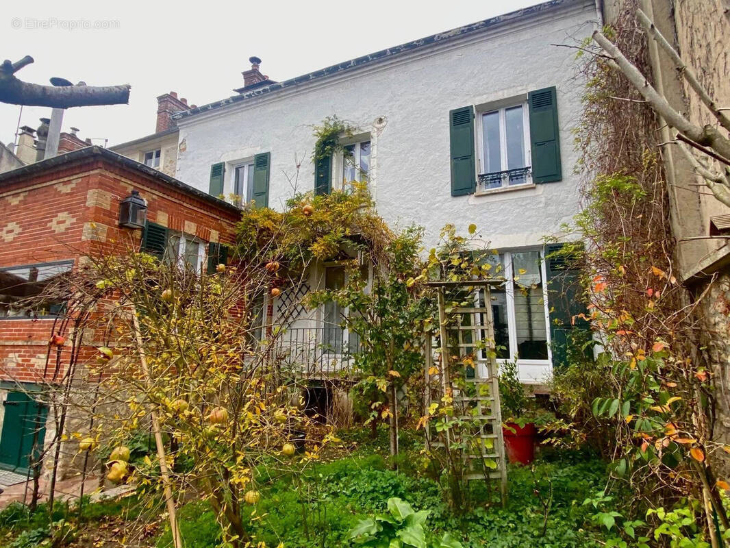 Maison à NEMOURS