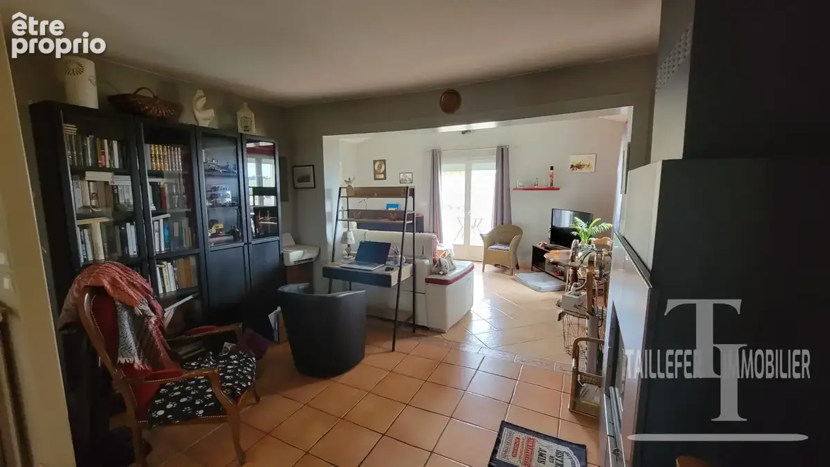 Maison 5 pièces 110 m² à vendre à Feuillade (16380) - photo 7