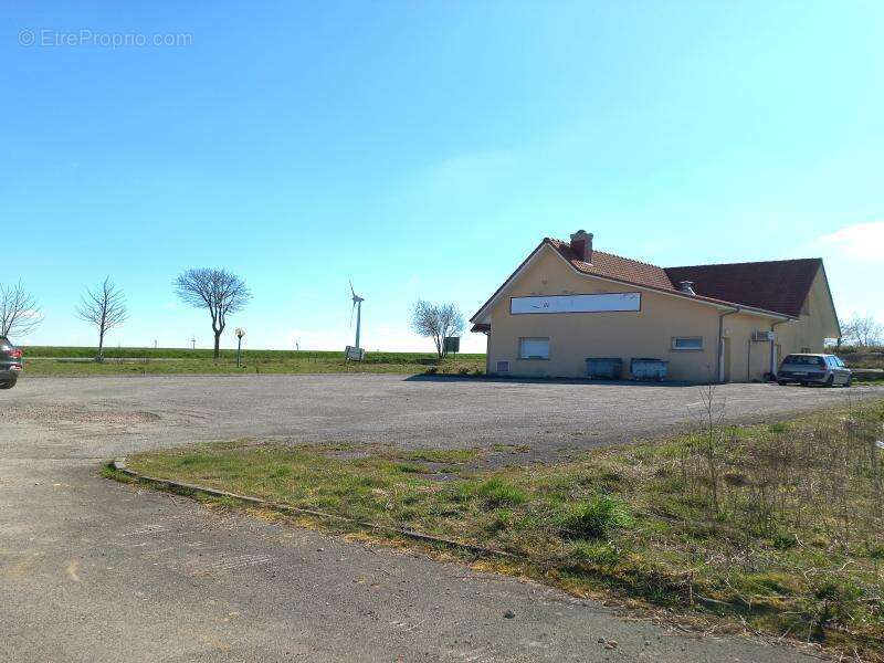 Maison à FRUGES