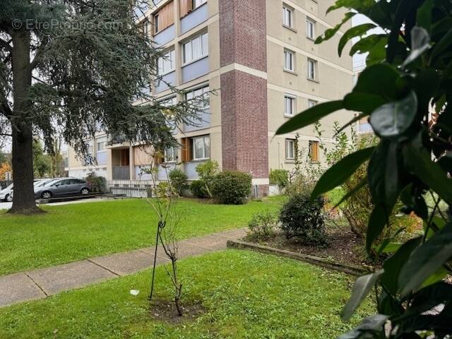 Appartement à CHAMPIGNY-SUR-MARNE