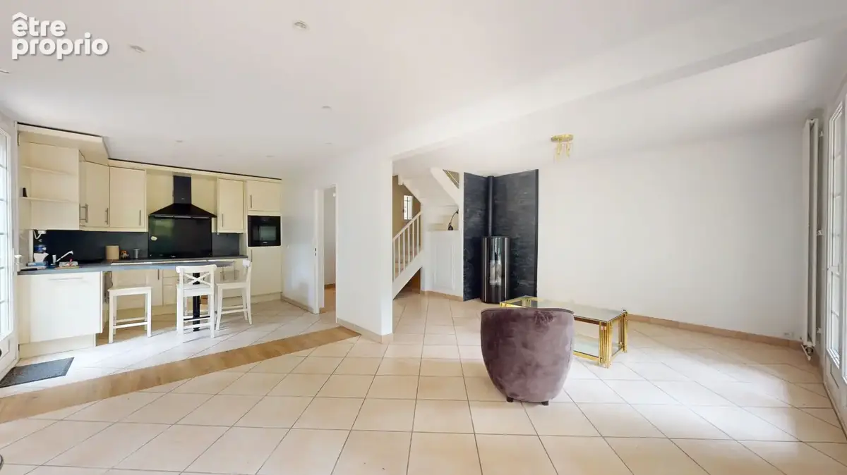 Maison familiale de 106 m² avec garage - Résidence Port Sud - photo 3