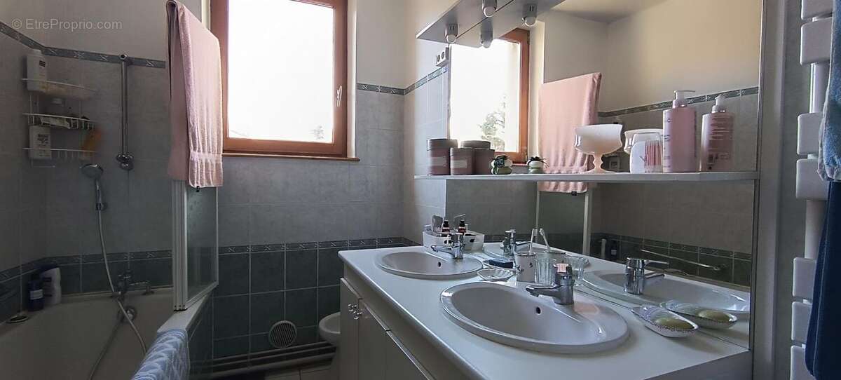 Maison à vendre 6 pièces SAUVAGNAT SAINTE MARTHE (63) - photo 20