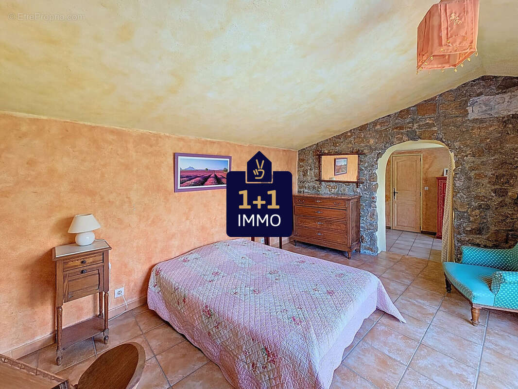 Maison 100 m² à Fayence  - photo 4