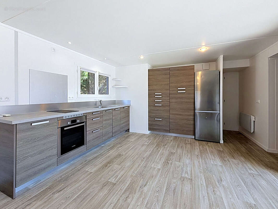 Chalet contemporain - 64m² - 2 chambres - Piscine - PRL ouvert à l'année - photo 7