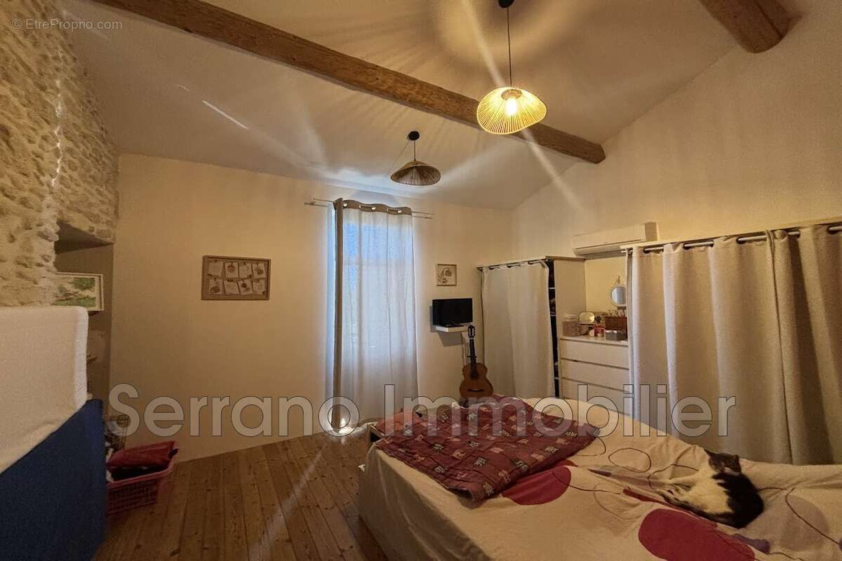 Maison 145 m² à Vallabregues  - photo 6