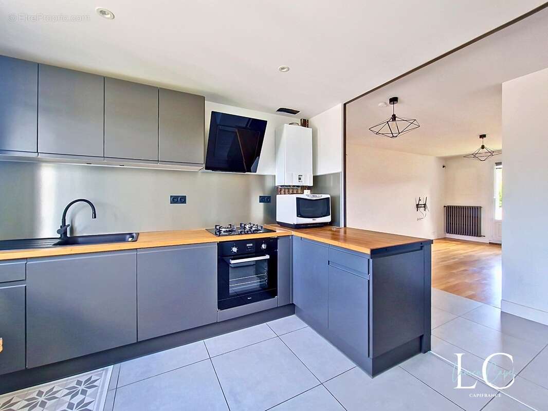 Exclusivité, appartement T3 en dernier étage - photo 6