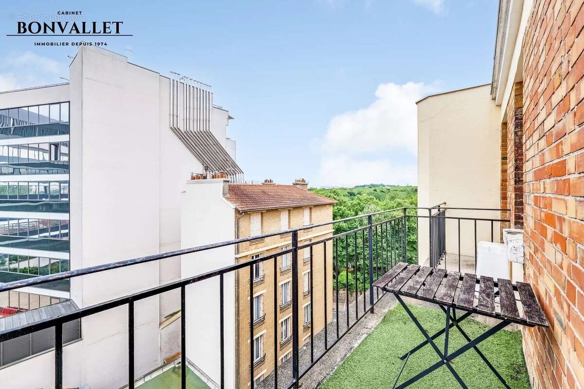 Appartement à MONTROUGE