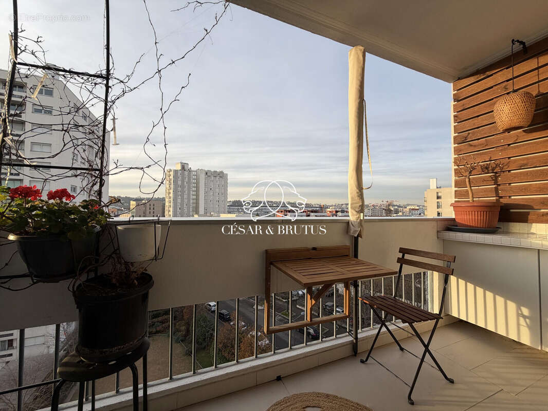 Appartement à LYON-7E