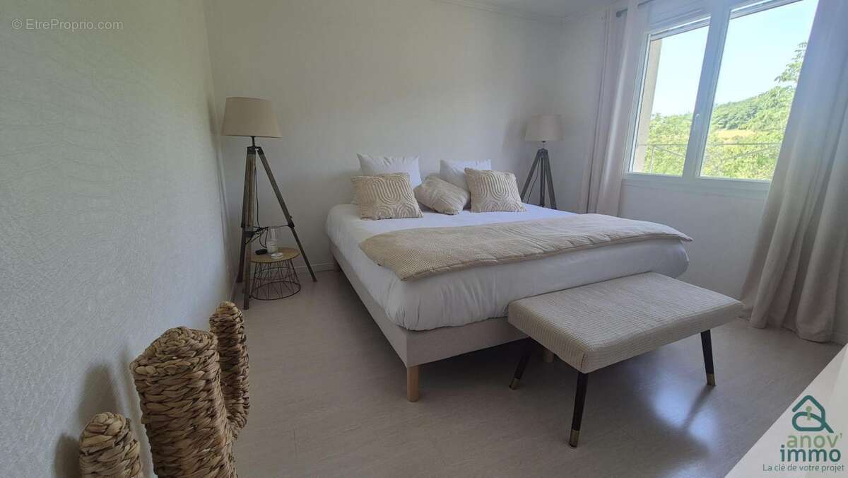 Maison à MOUTHIERS-SUR-BOEME