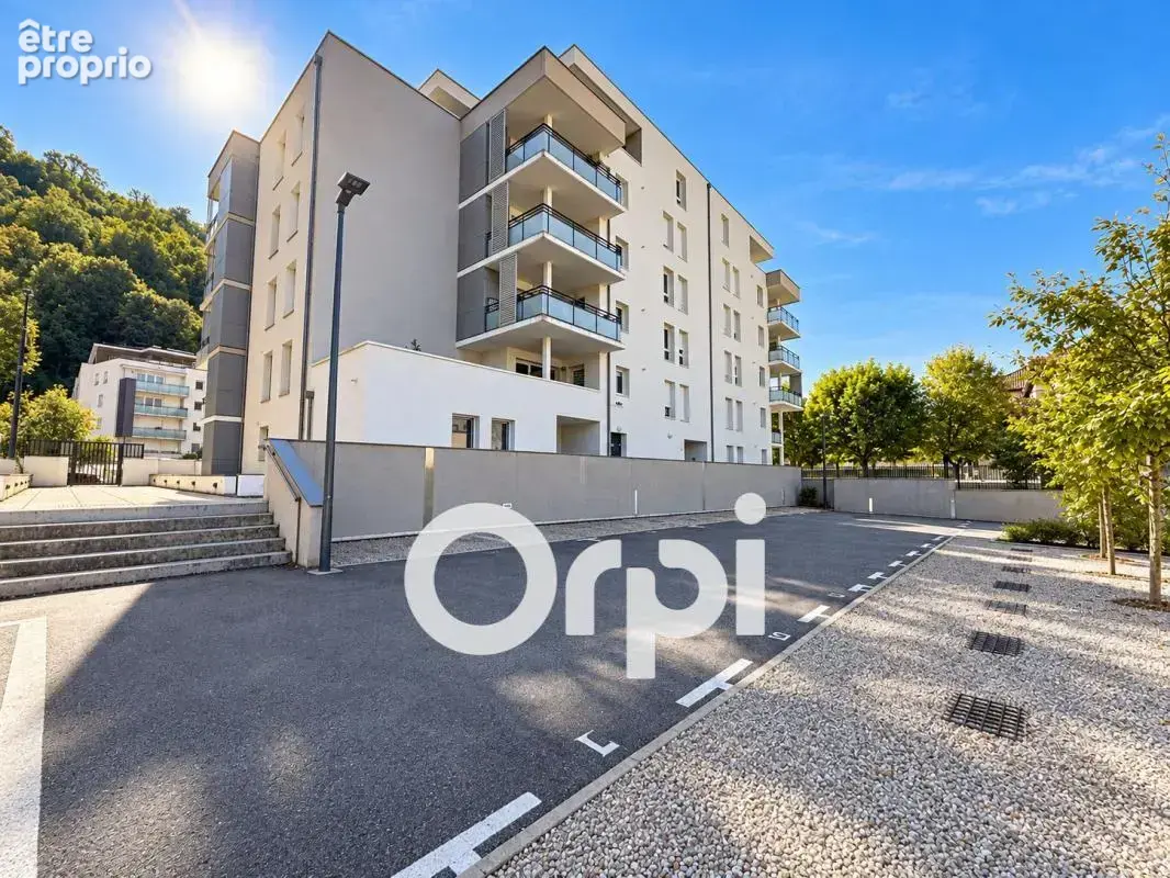 T3 avec terrasse et place de parking - vue sur Chartreuse - photo 15