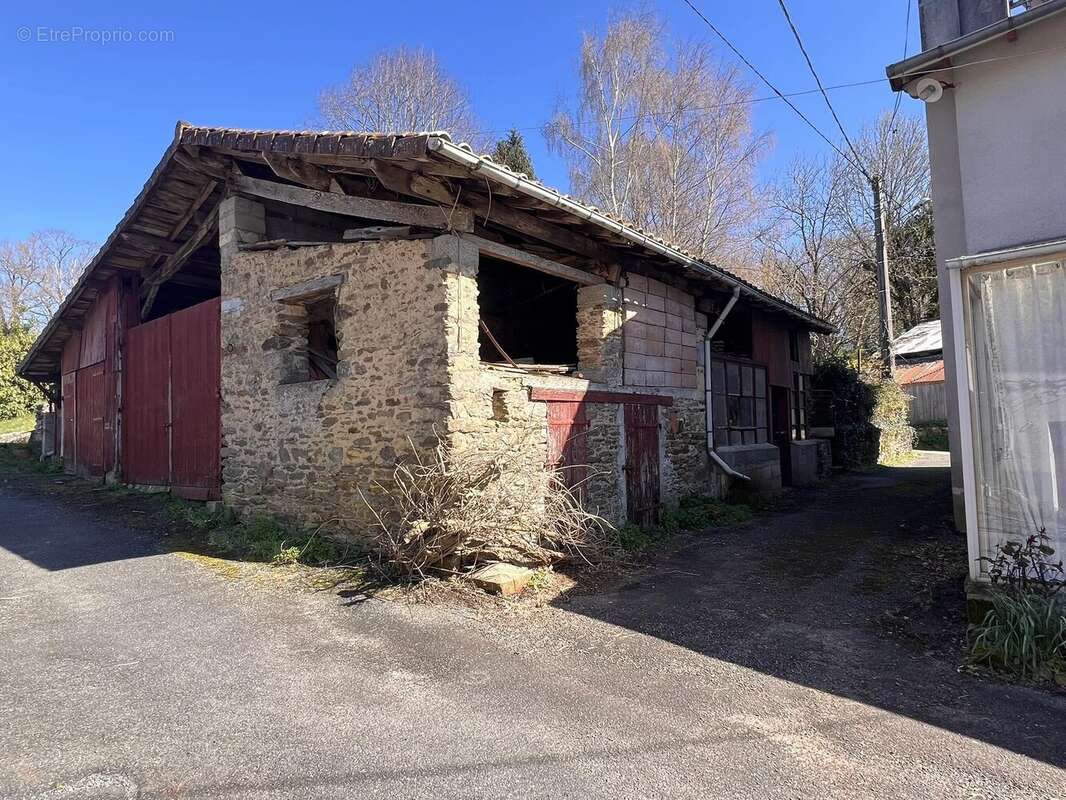Maison à CUSSAC