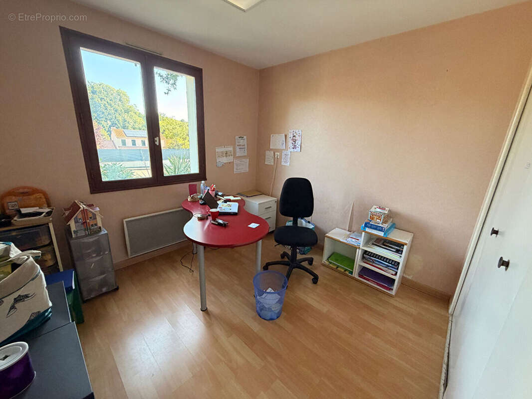 Maison Montaigu plain-pied 3 chambres - photo 5