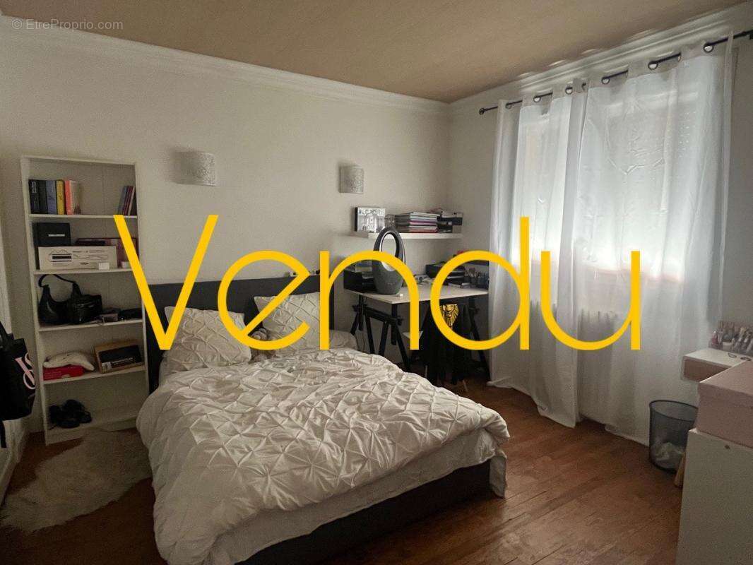 Maison à L&#039;HONOR-DE-COS