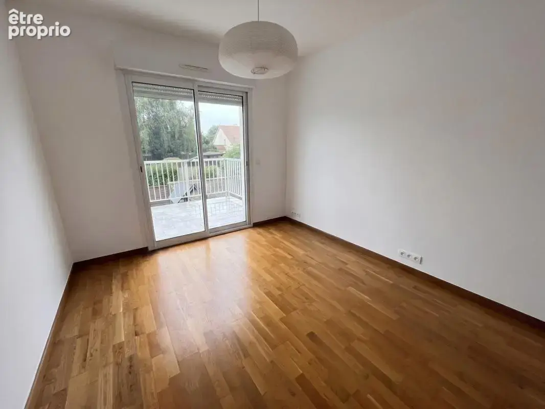  Superbe maison familiale de 156 m² – 3 chambres, jardin, 2 grands garages - photo 10