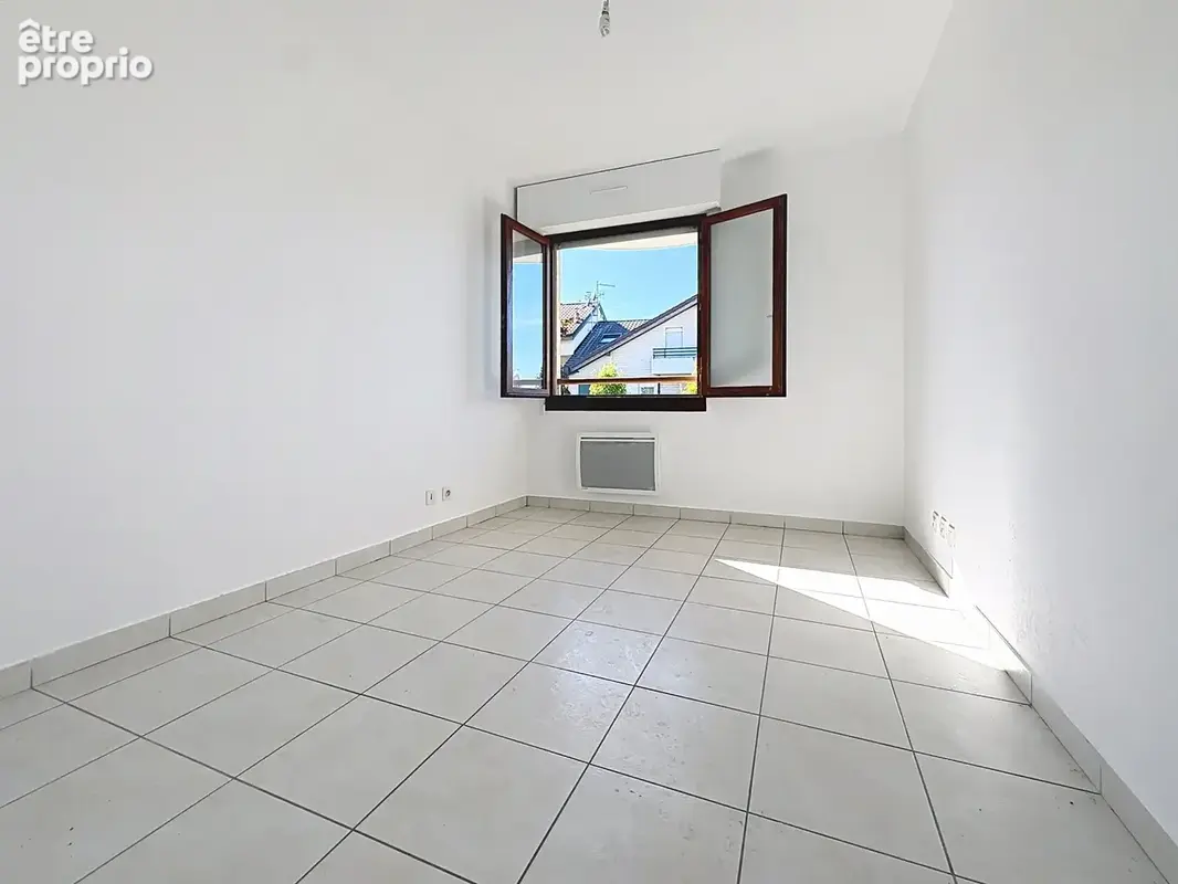 Appartement à vendre 3 pièces VILLE LA GRAND (74) - photo 8