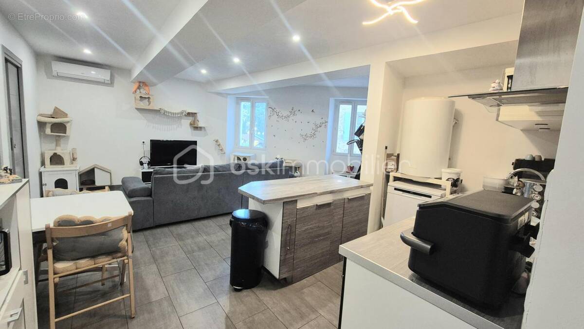 Appartement à PUGET-VILLE