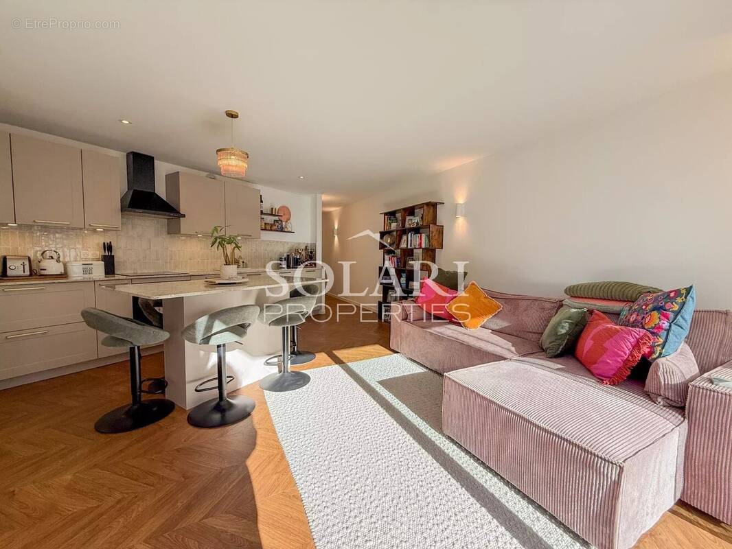 Appartement à THEOULE-SUR-MER