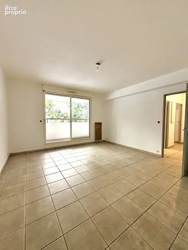 Aix-en-provence   t2 de 46,25 m2 avec terrasse   emplacement privilégié, allées provençales - photo 3