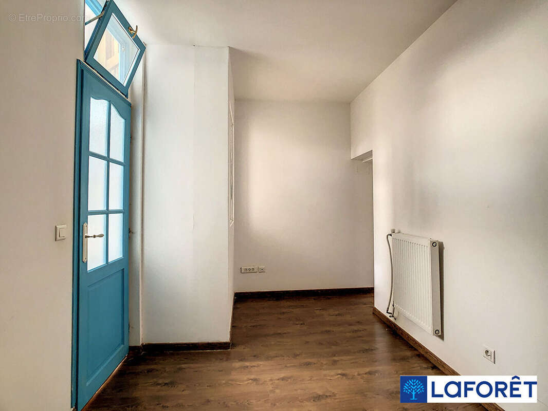 Appartement à IS-SUR-TILLE