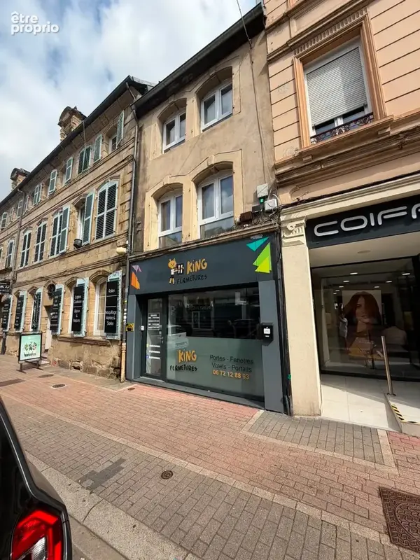 immeuble de rapport avec un logement 121 m2 et 3 cellules commerciales - photo 2