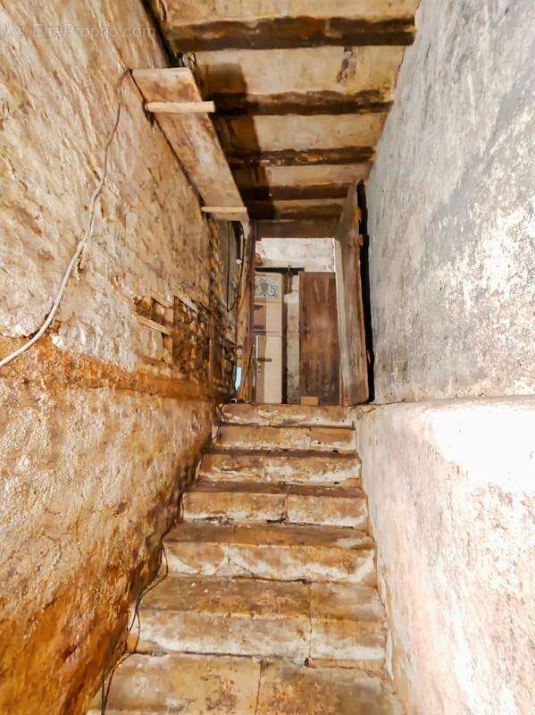 Ferme de 294 m² avec dépendances à Moisy - photo 31