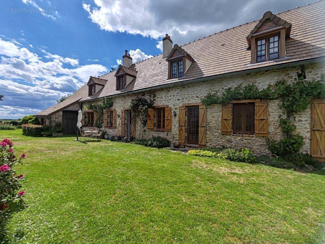 Maison à SAINT-HILAIRE-LES-ANDRESIS