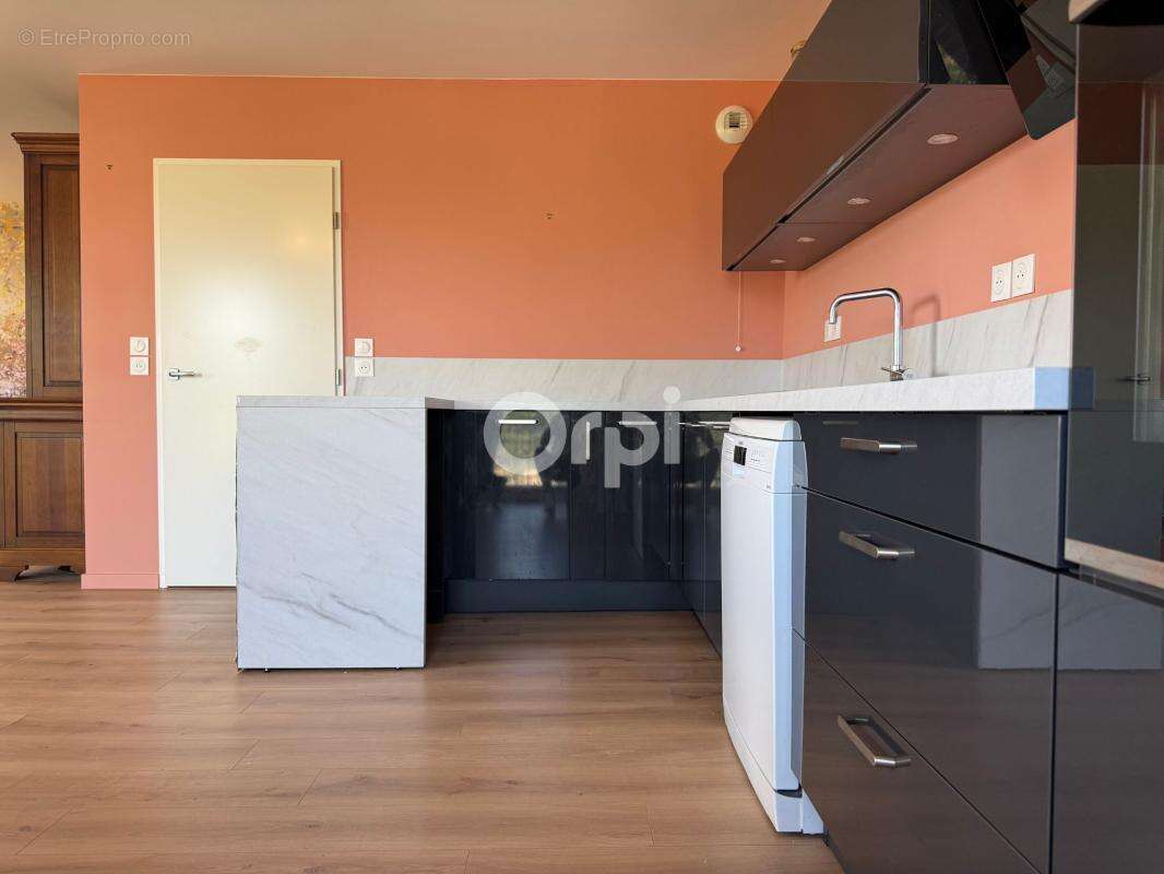 Appartement 65m² À Vendre Avec Balcon Sud-Est - photo 6