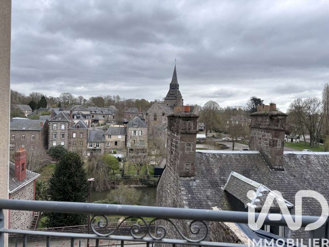 Photo 5 - Maison à AMBRIERES-LES-VALLEES