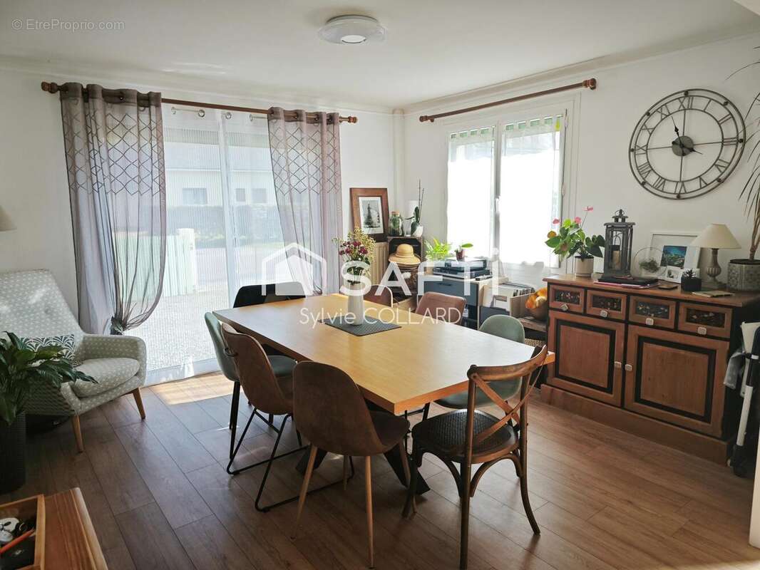 Photo 2 - Maison à LA CHAPELLE-DES-MARAIS