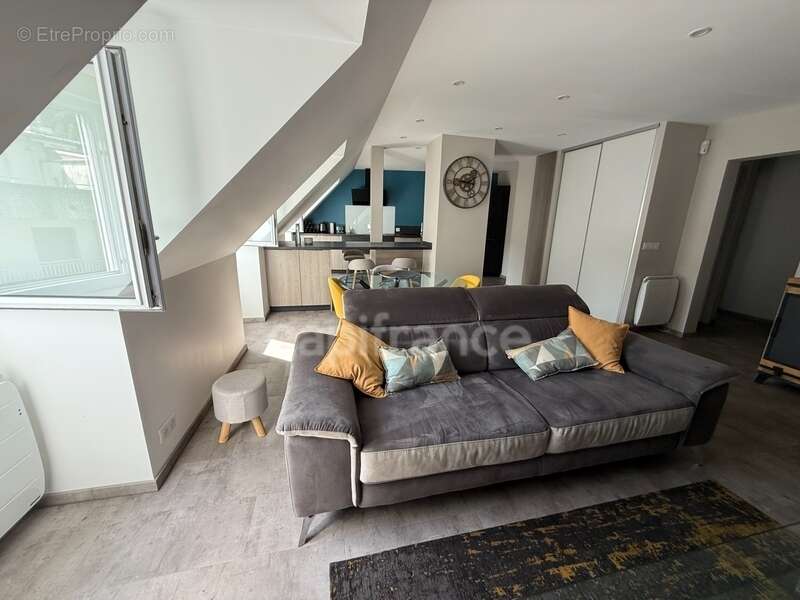 Superbe appartement T3 plein centre ville, résidence avec ascenseur - photo 14