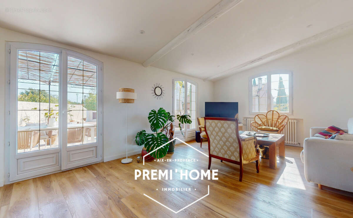 Appartement à ARLES