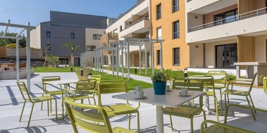 Investir sur un appartement T1 au dernier étage en attique + terrasse de 16,94m2 SENIORIALES de MORDELLES - photo 2